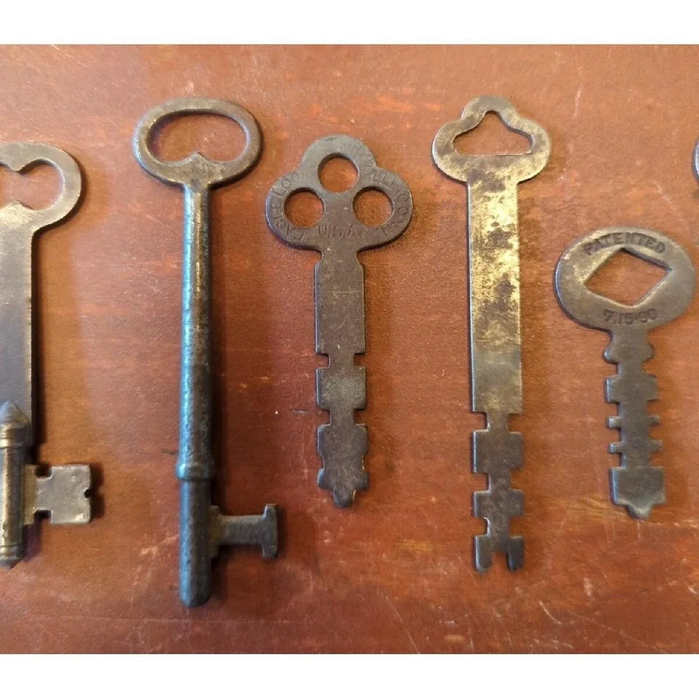 Lot of 10 Antique Padlock Lock Keys 1800s-1920s — Some Unusual Keys